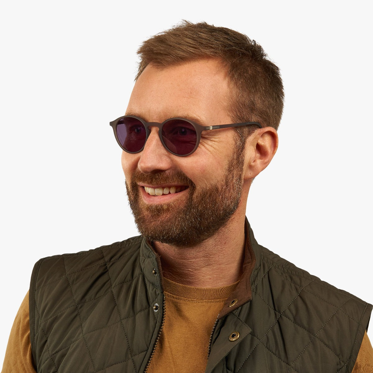 Person wearing Men's Læsø Grey sunglasses